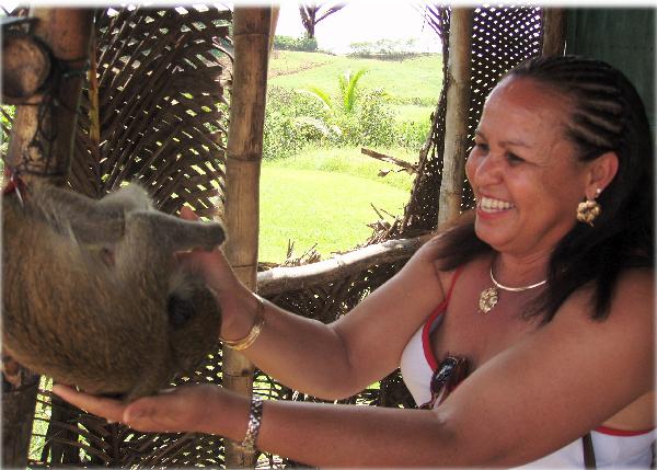 Reunion-Barbados Maggie and Monkey-1