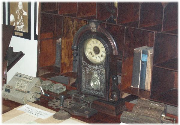 Reunion-Barbados Sunbury House Clock-1
