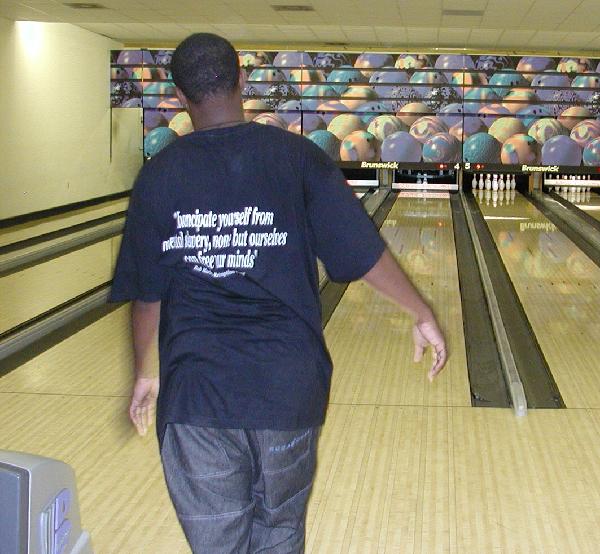 Reunion-Bowling Looking for a Strike
