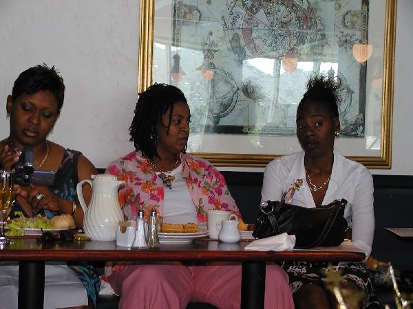 Reunion-Brunch Fonda Rochelle and Leila-1