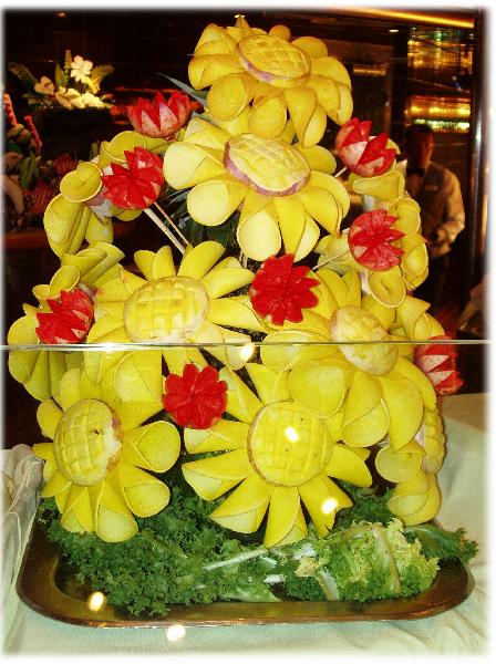 Reunion-Destiny Fruit Sunflower-1